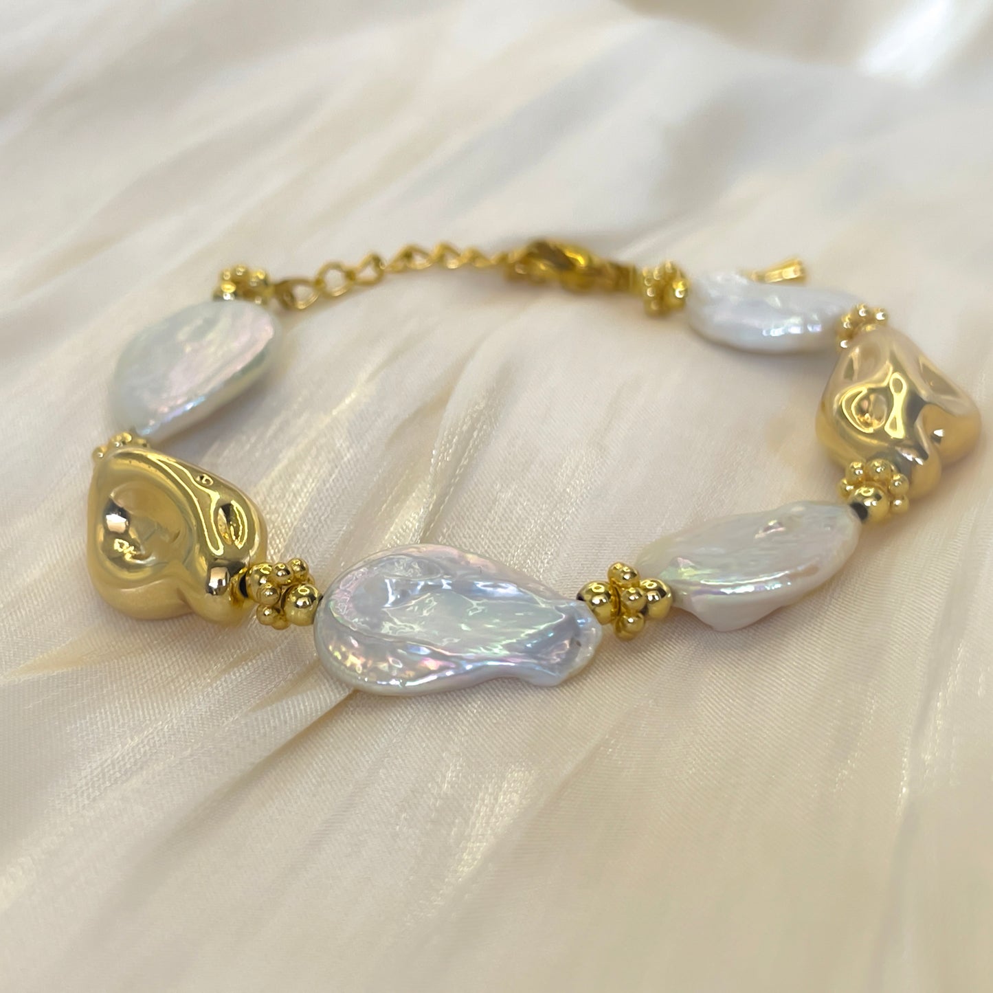 Natural Baroque Pearl & Sculpted Gold-Tone Necklace and Bracelet Set