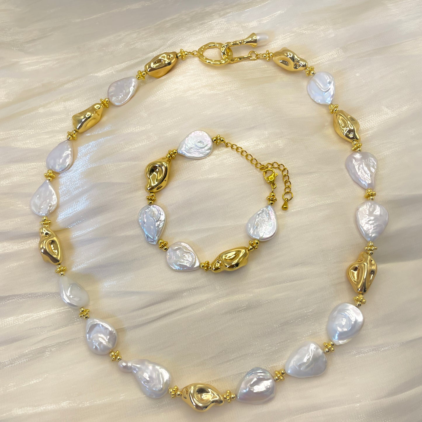 Natural Baroque Pearl & Sculpted Gold-Tone Necklace and Bracelet Set