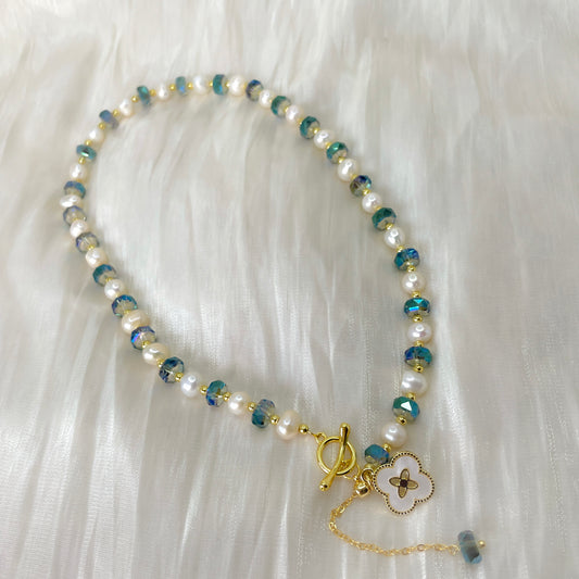 Freshwater Pearl and Crystal Necklace