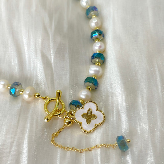 Freshwater Pearl and Crystal Necklace