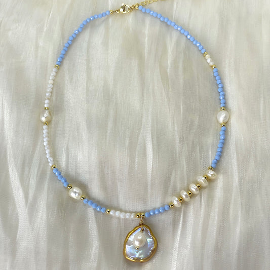 Natural Pearl Necklace and Bracelet Set