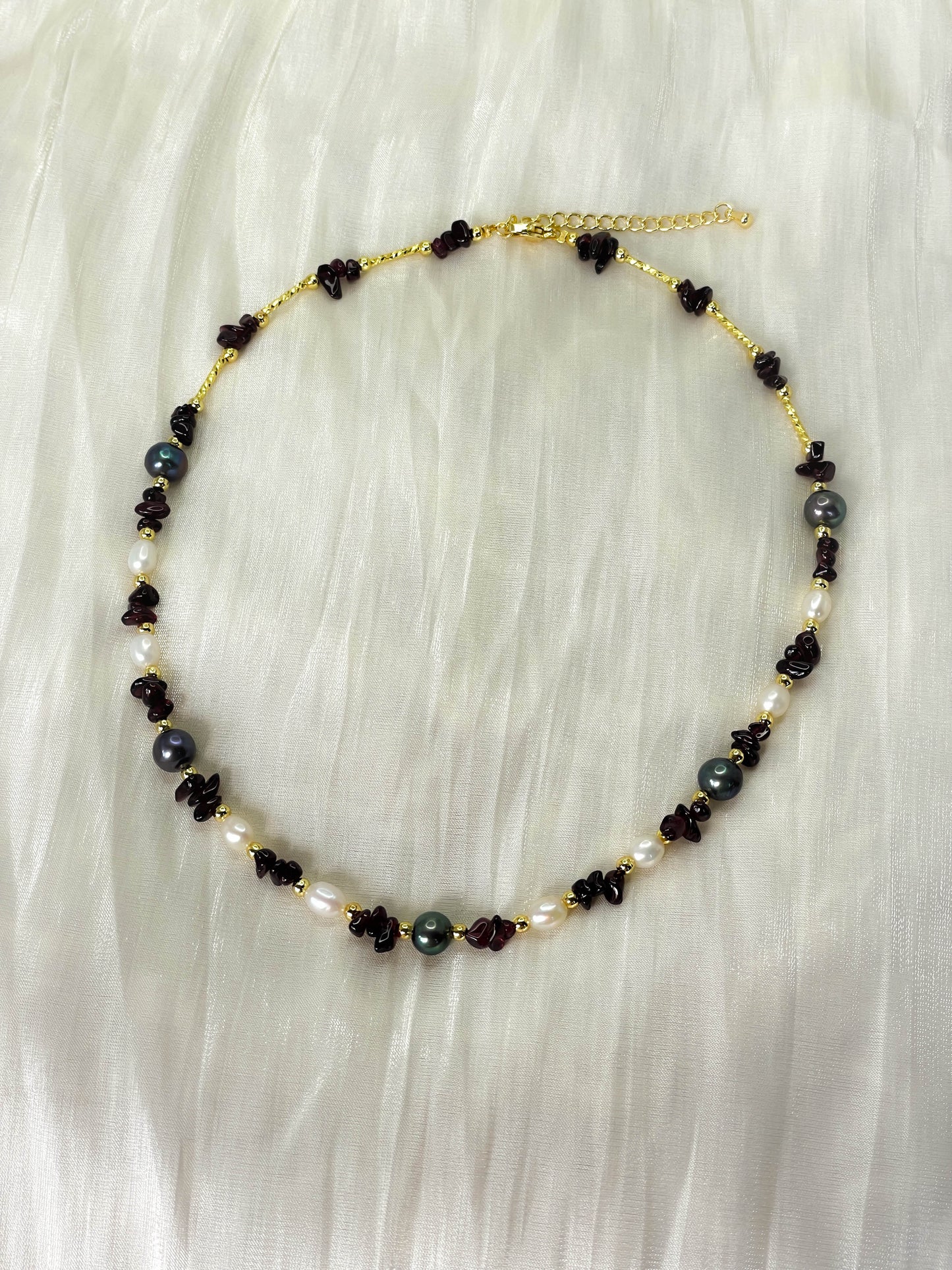 Rose Ember – Tahitian Pearl and Garnet Necklace