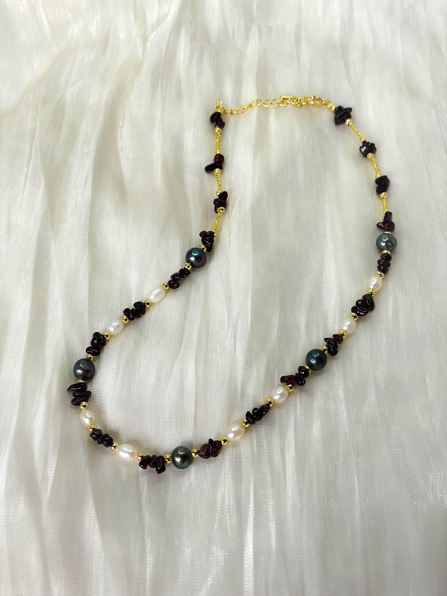 Rose Ember – Tahitian Pearl and Garnet Necklace